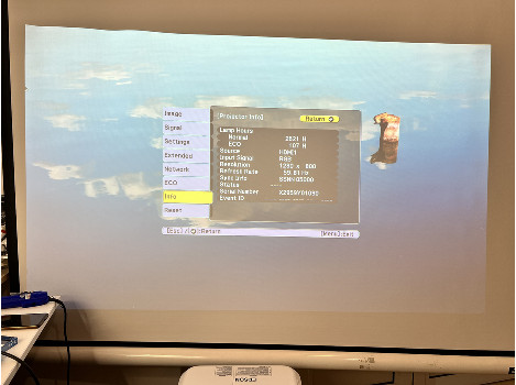 Epson EB-685Wi 2621часа клас А