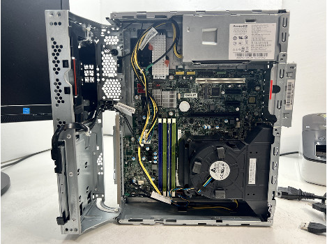 Lenovo ThinkCentre M75s-1 Ryzen 5 PRO 2400G 8GB 260GB Radeon Vega