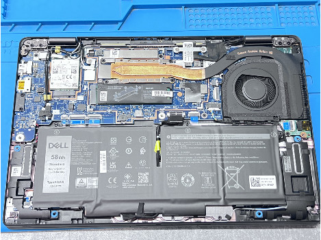 Dell Latitude 7330 13.3" i7-1265U 32GB 1020GB клас Б