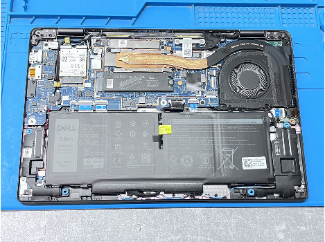 Dell Latitude 7330 13.3" i7-1265U 32GB 1020GB клас Б