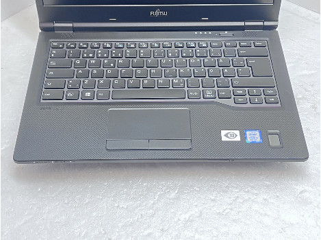 Fujitsu LIFEBOOK E549 14" i3-8145U 8GB 260GB клас А