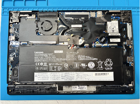 Lenovo ThinkPad X1 Yoga 2nd Gen 14" touch i7-7600U 16GB 510GB клас А