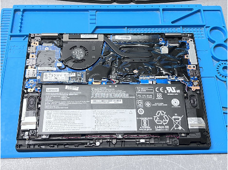 Lenovo ThinkPad X390 Yoga 13.3" touch i7-8565U 16GB 510GB клас А