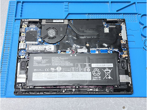 Lenovo ThinkPad X390 Yoga 13.3" touch i5-8265U 8GB 260GB клас Б