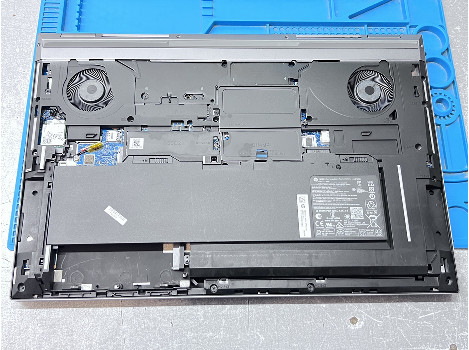 HP ZBook Fury 17 G8 17.3" i7-11850H 32GB 510GB клас А