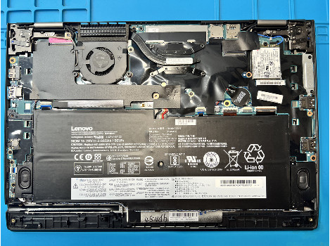 Lenovo ThinkPad X1 Yoga Gen 2 14" touch i7-7600U 16GB 510GB клас А