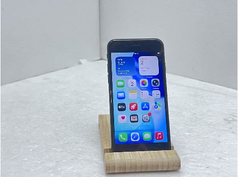 Apple iPhone SE (3rd gen) A2783 2022г. 128GB - клас А