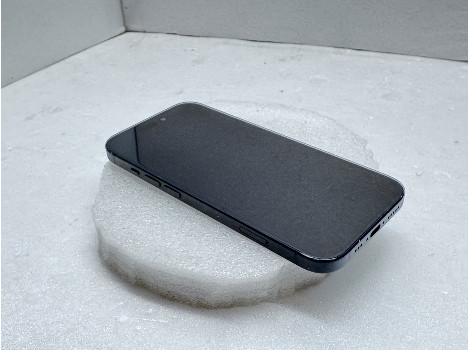 Apple iPhone 15 A3090 2023 128GB - клас А