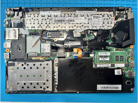 Lenovo ThinkPad X270 12.5" i5-7300U 8GB 260GB клас А