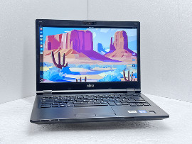 Лаптоп Fujitsu LIFEBOOK E549 14" i3-8145U 8GB 260GB клас А