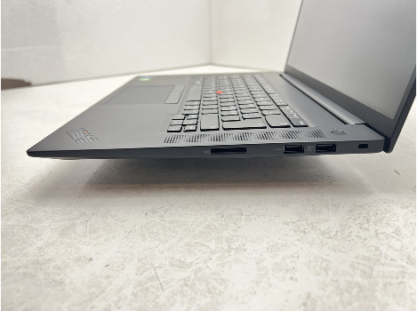 Lenovo ThinkPad P1 15.6" i7-11800H 32GB 510 клас Като Нов