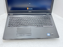 Лаптоп Fujitsu LIFEBOOK U757 15.6" i5-7200U 8GB 260 клас А
