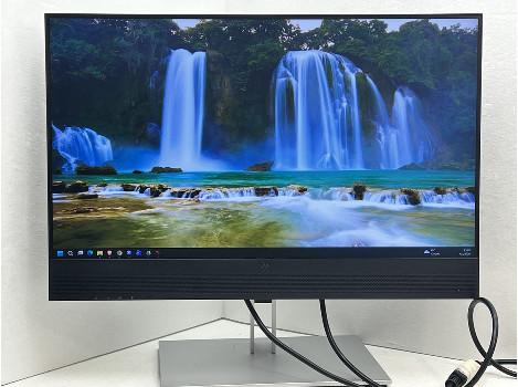 HP E24m G4 24" (клас А)