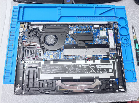 HP EliteBook 860 G9 16" i7-1270P 32GB 510GB клас А