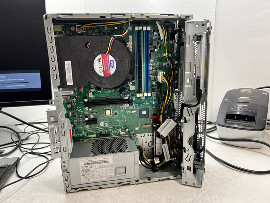 Компютър Lenovo ThinkCentre M70s Pentium G6400 16GB 510GB UHD 610