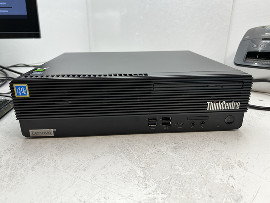 Компютър Lenovo ThinkCentre M70s Pentium G6400 16GB 510GB UHD 610