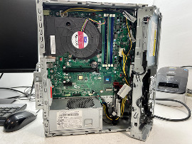 Компютър Lenovo ThinkCentre M70s Pentium G6400 16GB 510GB UHD 610