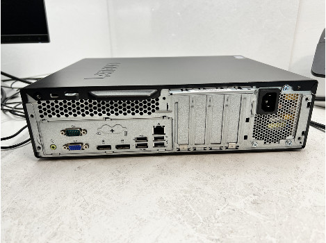 Lenovo ThinkCentre M720s i5-9400 16GB 260GB UHD 630