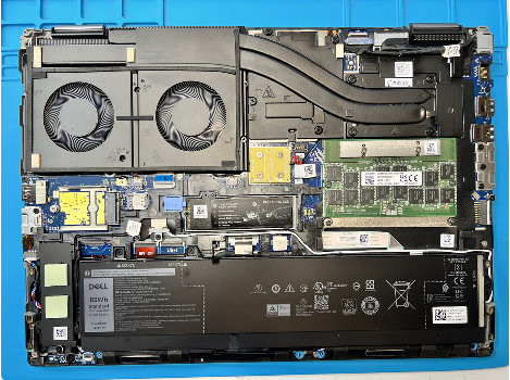 Dell Precision 7670 16" touch i7-12850HX 64GB 1020GB клас А