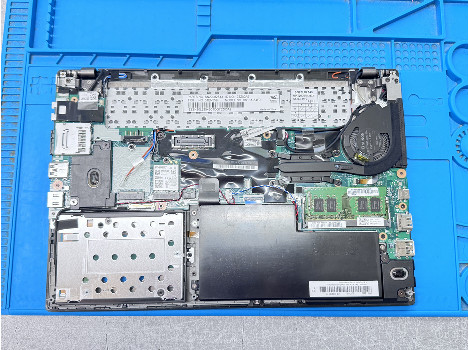 Lenovo ThinkPad X270 12.5" i5-6200U 8GB 260GB клас А