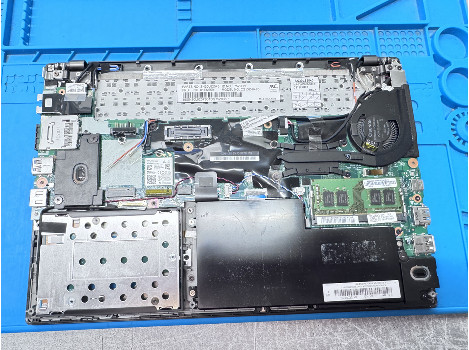 Lenovo ThinkPad X270 12.5" i5-6200U 8GB 260GB клас А