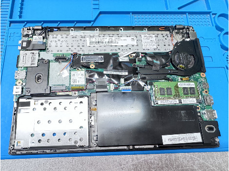 Lenovo ThinkPad X270 12.5" i5-6200U 8GB 260GB клас А