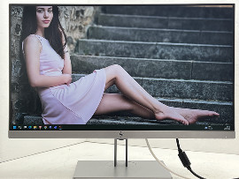 HP EliteDisplay E243d 24" (клас А)