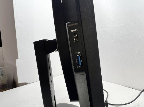 Fujitsu B27-9TQ 27" (клас А)