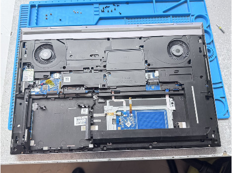 HP ZBook Fury 17 G8 17.3" i7-11850H 32GB 510GB клас А