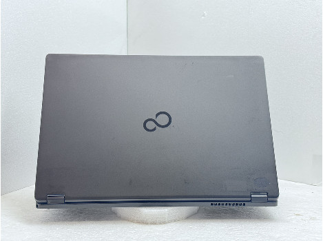 Fujitsu LIFEBOOK U758 15.6" i5-8250U 8GB 260GB клас А