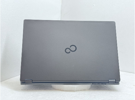 Fujitsu LIFEBOOK U758 15.6" i5-8250U 8GB 260GB клас А