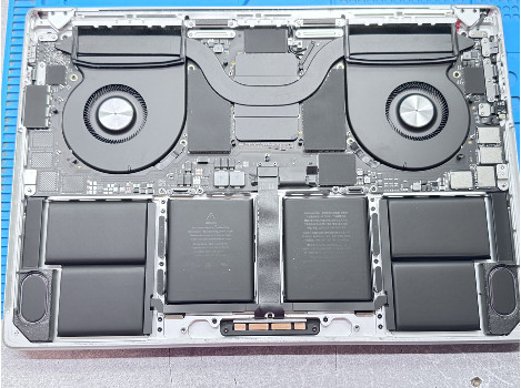 Apple MacBookPro18-2 -2021 16" M1 Max (CPU 10- GPU 24) 64GB 1000GB клас А