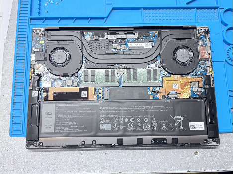 Dell XPS 15 9500 15.6" i7-10750H 32GB 1020GB клас А