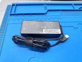 Зарядно за лаптопи Lenovo 45N0482 90W