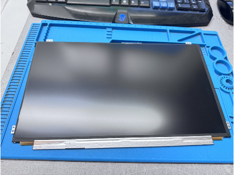 Sharp LQ156D1JW05 (клас А)