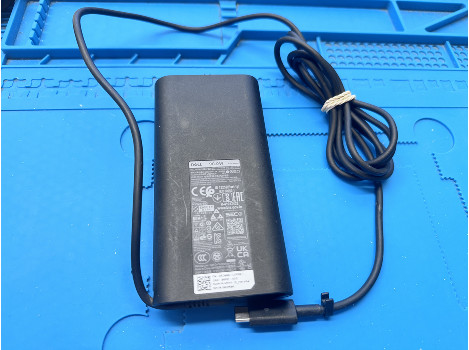 Dell R2M8K 90W