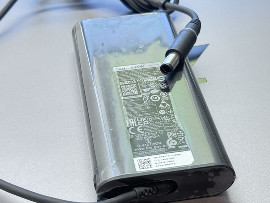 Зарядно за лаптопи Dell NRFT6 90W