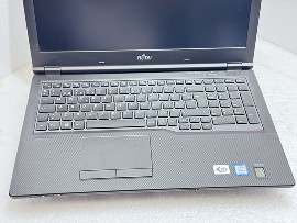 Лаптоп Fujitsu LIFEBOOK E559 15.6" i3-8145U 8GB 260GB клас А
