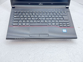 Лаптоп Fujitsu LIFEBOOK E546 14" i3-6100U 8GB 260GB клас А