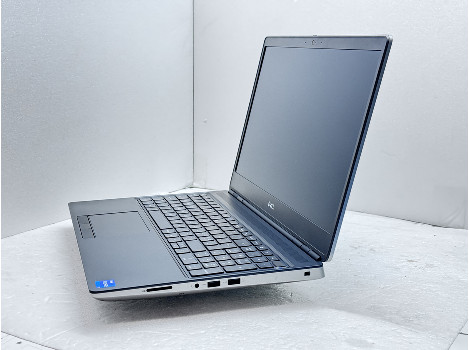 Dell Precision 7560 15.6" i7-11800H 32GB 1TB клас А