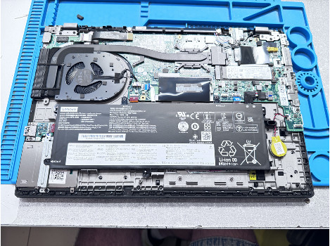 Lenovo ThinkPad T15 G2 15.6" i5-1135G7 16GB 260GB клас А