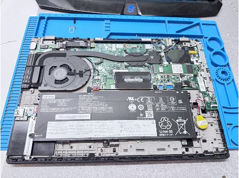 Lenovo ThinkPad T15 G2 15.6" i5-1145G7 16GB 260GB клас А