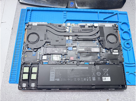 Dell Precision 7560 15.6" i7-11800H 64GB 1TB клас А