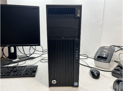 HP Z440 E5-1630 v4 16GB 260GB M4000