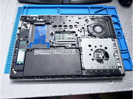 HP ProBook 650 G4 15.6" i5-8350U 16GB 260GB клас А