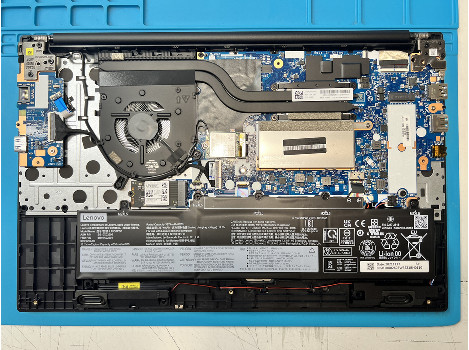 Lenovo ThinkPad E15 Gen 2 15.6" i5-1135G7 8GB 260GB клас А