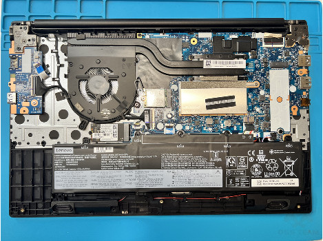 Lenovo ThinkPad E15 Gen 2 15.6" i5-1135G7 8GB 260GB клас А