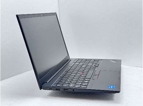 Lenovo ThinkPad E15 Gen 2 15.6" i5-1135G7 8GB 260GB клас Като Нов