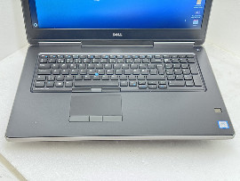 Лаптоп Dell Precision 7720 17.3" i7-7820HQ 32GB 260GB клас А