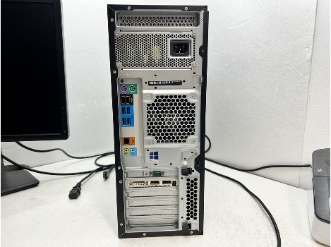 HP Workstation Z440 E5-1620 V3 32GB 320GB | 256GB Quadro K2200 4GB (gpu 3577)